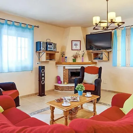Villa Sanchez Y Rico Nerja